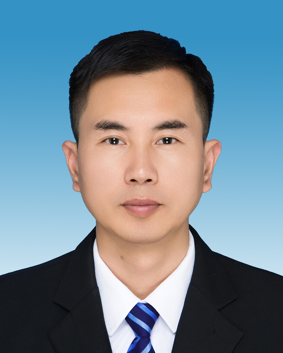 易峦